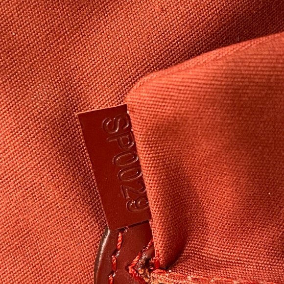 Louis Vuitton Alma BB Epi Leather Bag - Picture 8 of 8